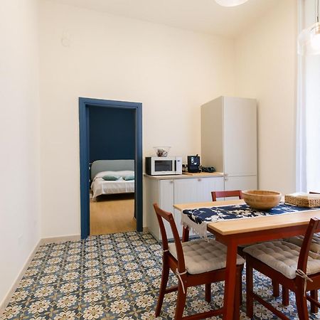 Appartement Calaba Chiaia à Naples Extérieur photo