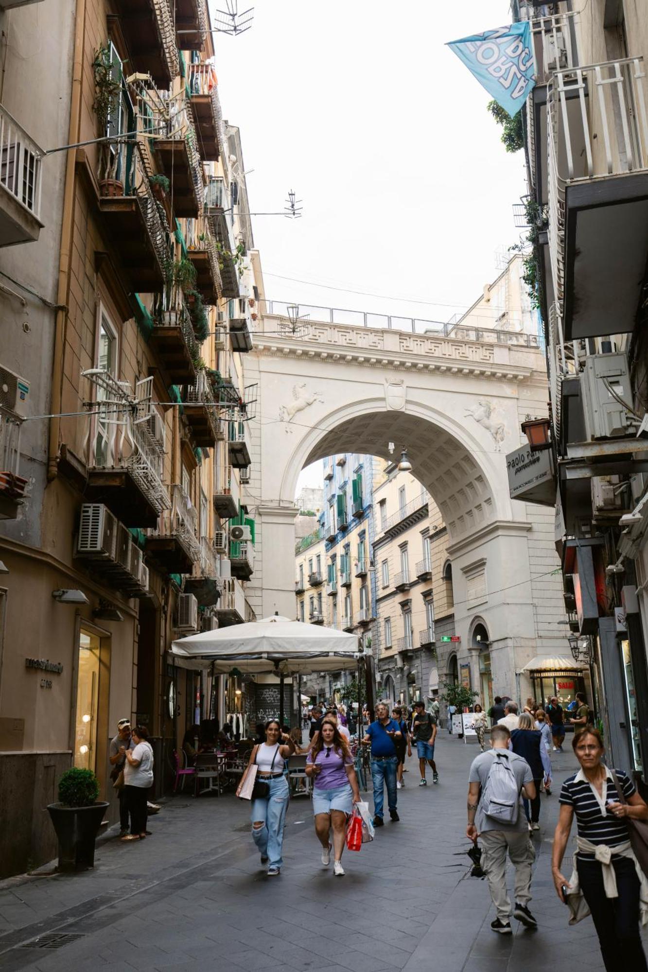 Appartement Calaba Chiaia à Naples Extérieur photo