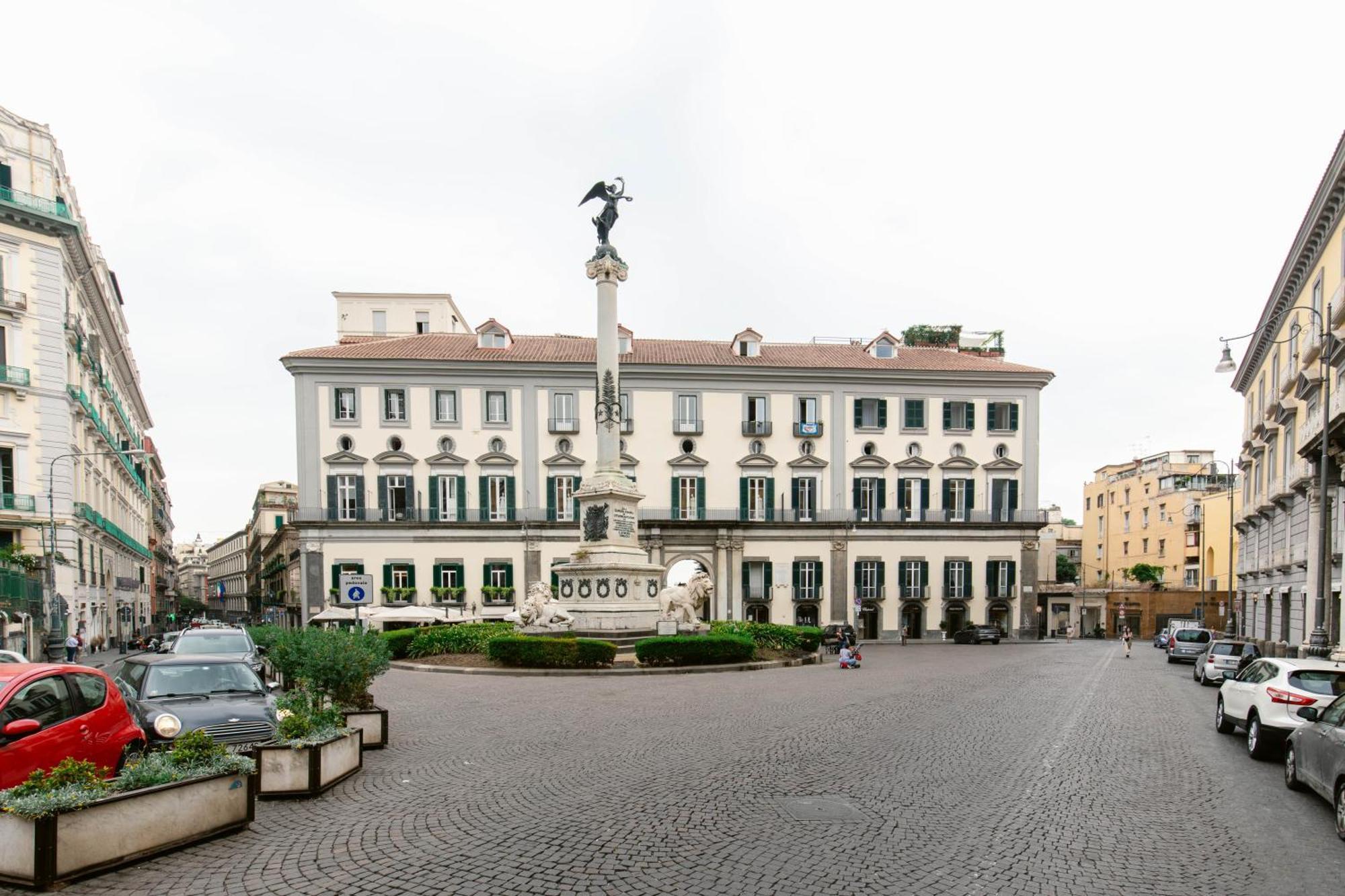 Appartement Calaba Chiaia à Naples Extérieur photo